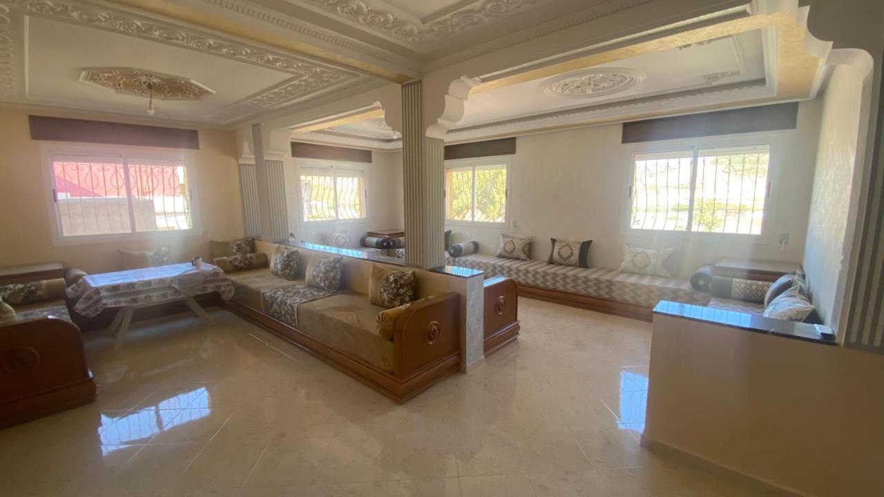 Big Appartement In Ksar Sgher And Close Ksar es Sghir Luaran gambar