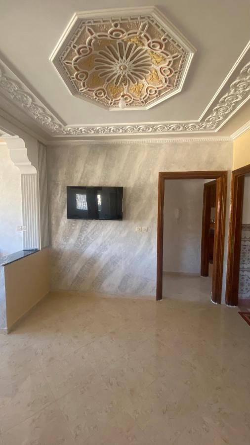 Big Appartement In Ksar Sgher And Close Ksar es Sghir Luaran gambar